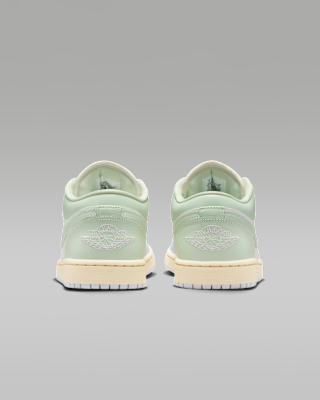 Air Jordan 1 Low Women's Shoes. Nike JP